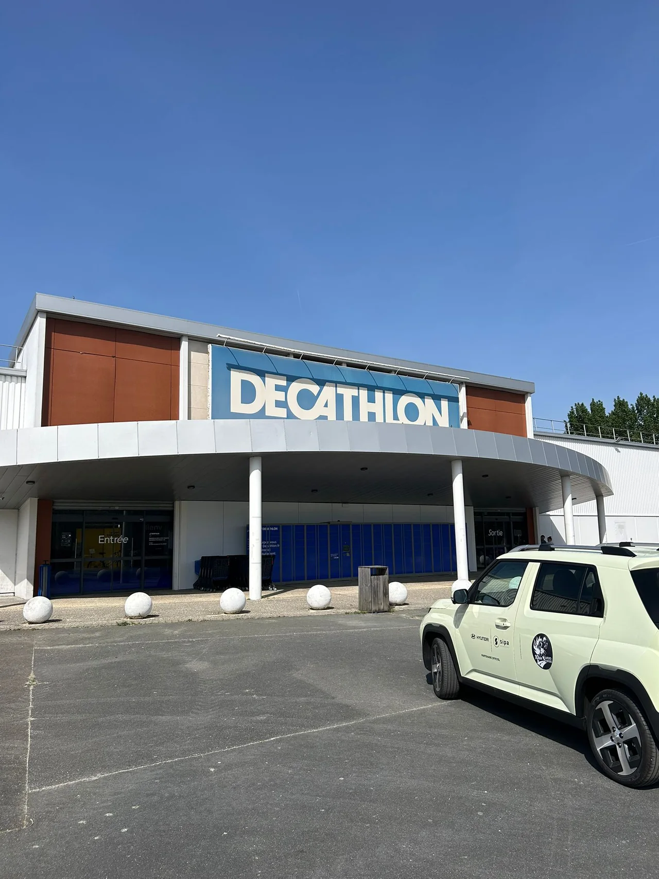 Le magasin Décathlon Bordeaux-Lac, lieu du retrait des dossards